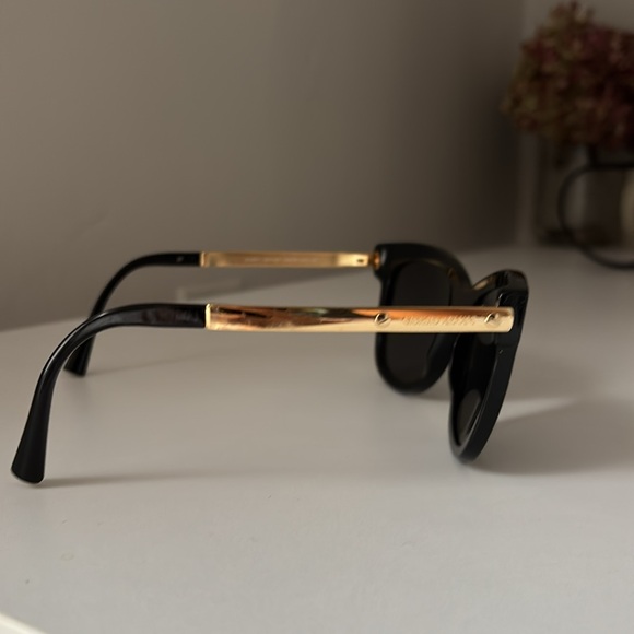 Gorgio Armani sunglasses model AR8011 - Picture 2 of 10